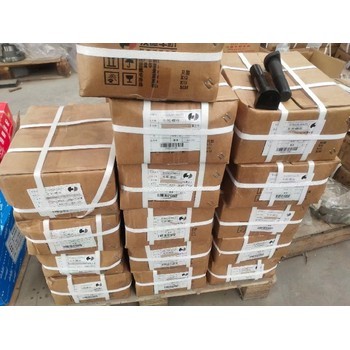 同力宽体车配件批发指南 聚焦方盛桥刹车片与变速箱配件选购